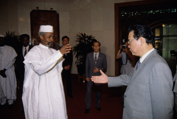 Premier Li Peng and Hiss√®ne Habr√©, leader of Chad