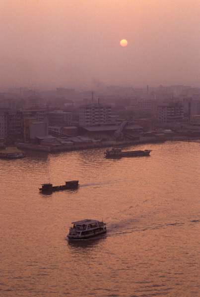 Smog over Pearl River