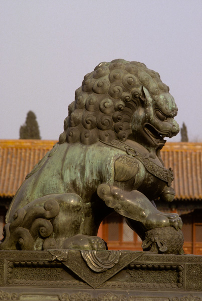 Bronze lion, Forbidden City