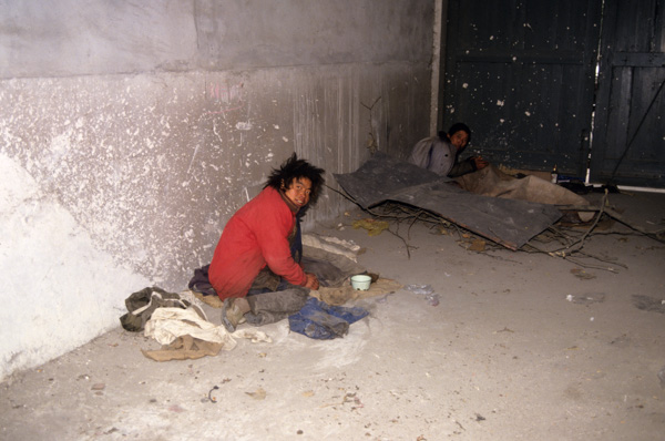 People in abandoned building, Hefei