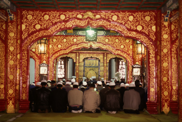 Worshipers, mosque, Beijing