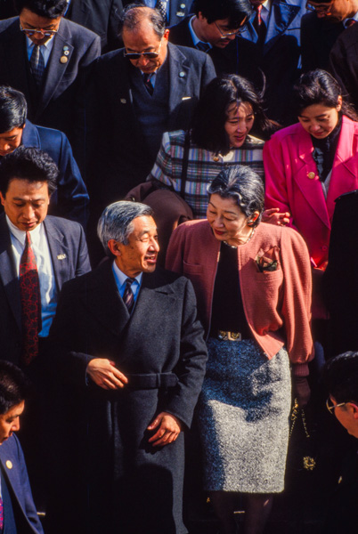 Japanese Emperor Akihito and Empress Michiko,  Great Wall