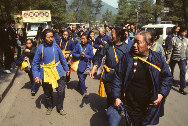 Pilgrims at Lingyin Si Monastery, Hangzhou