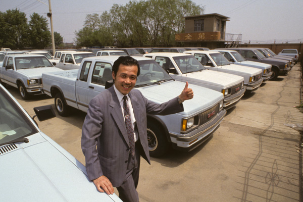 Used truck salesman