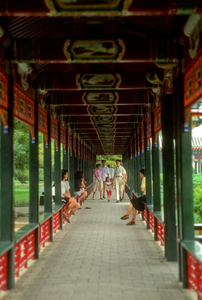 Covered walkway, Zhongshan Park