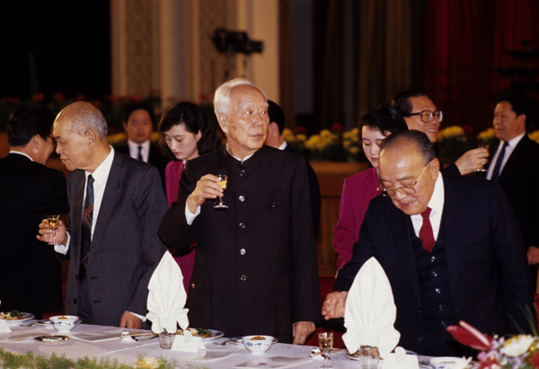 Chinese leader Yao Yilin, Wan Li, Yang Shangkun