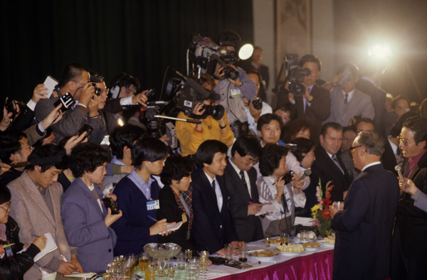 Zhao Ziyang Meets the Press