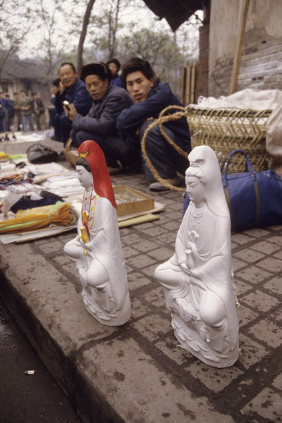 Guanyin statues on sale