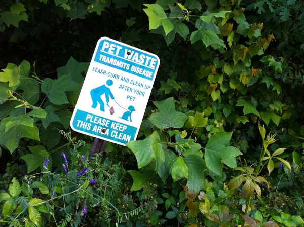 Pet waste sign, Nature trail