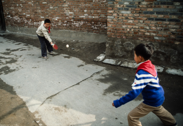 Ping pong in the street, Beijing