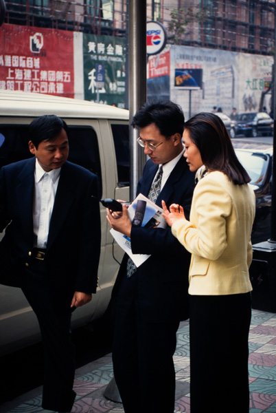 Well-dressed people, Shanghai