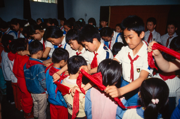 Young Pioneers induction ceremony, China