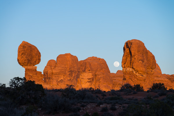 Moonrise at Arches