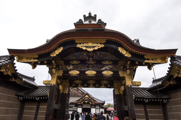 Gate, Nijo-jo Castle, Kyoto, Japan