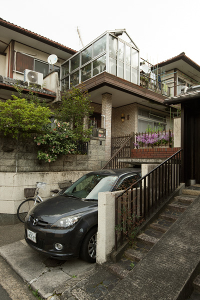 House with greenhouse, car, balcony, Kyoto